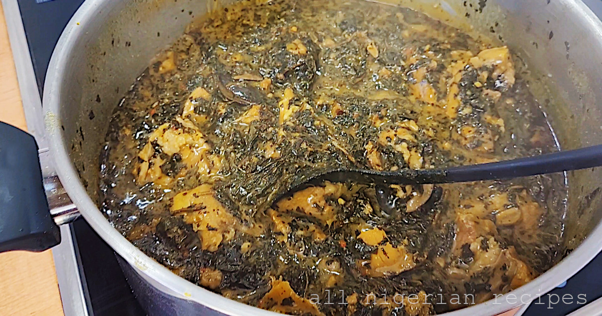 Traditional Nigerian Bitterleaf Soup with Cocoyam: Authentic Recipe