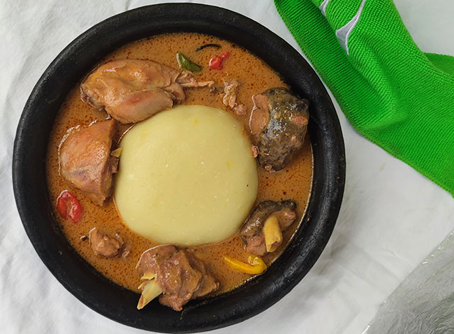 Authentic Ghanaian Groundnut Soup (Peanut Butter Stew)