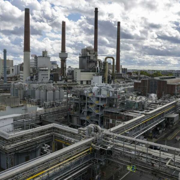 German Orders Plunge 3.7%, Deepening Economic Concerns for Merz