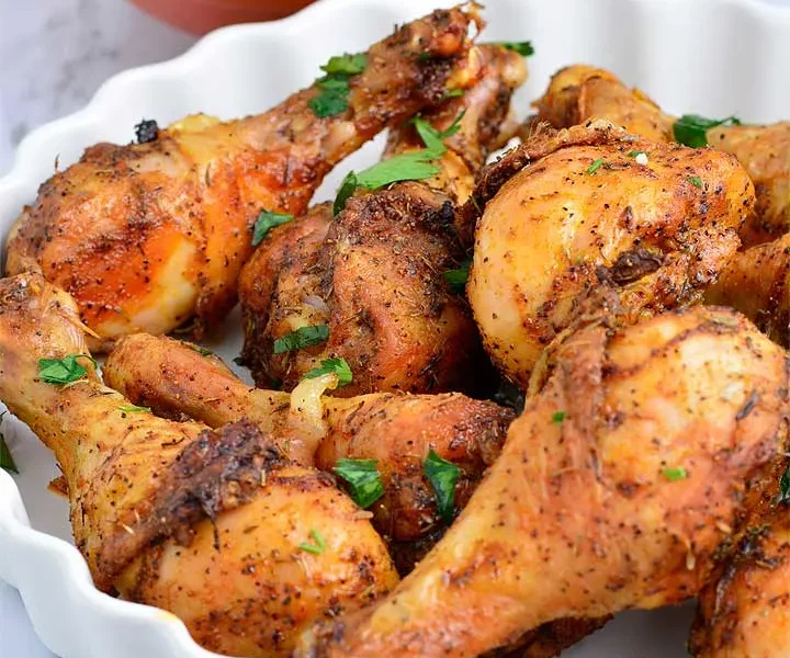 Crispy, Juicy Baked Chicken Drumsticks
