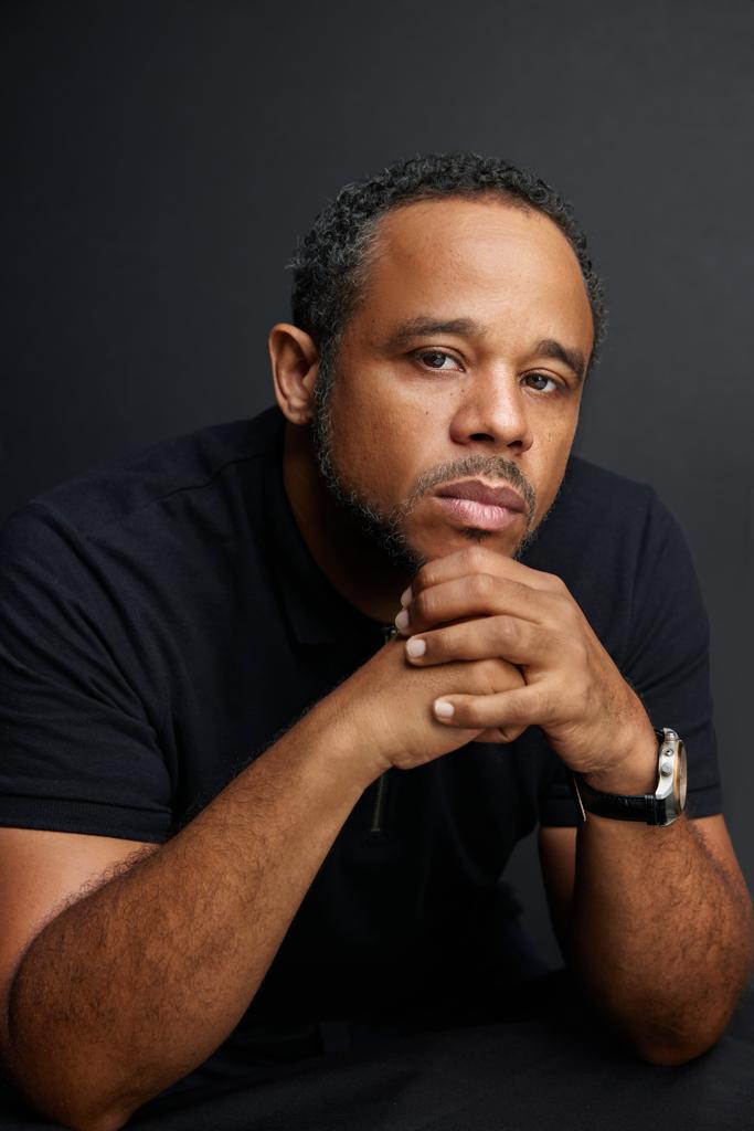 Inside Afrobeats' Billion-Dollar Deals: The Business Behind the Beats


Money Moves: How Afrobeats Built Its Empire Beyond Music


Afrobeats: From Studio Stars to Business Moguls