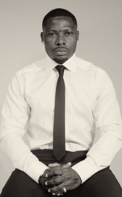 Asake Stuns Social Media with Fresh Style Transformation


Asake's Dramatic Makeover Sets Nigerian Twitter Ablaze


Asake Debuts Bold New Image - Fans Can't Get Enough!