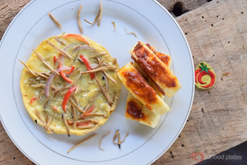 Spicy African Yam and Fermented Oil Bean Omelette