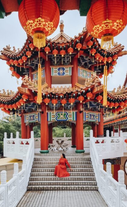 Easy Travel Guide: 9 Hassle