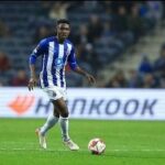 "Eagles Defender Faces Tough Decision Ahead of Porto vs