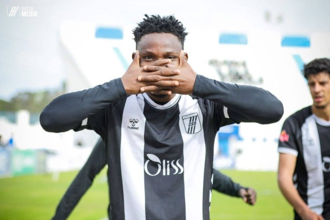 Ogbole Celebrates 'Biggest Day' with CS Sfaxien Hat