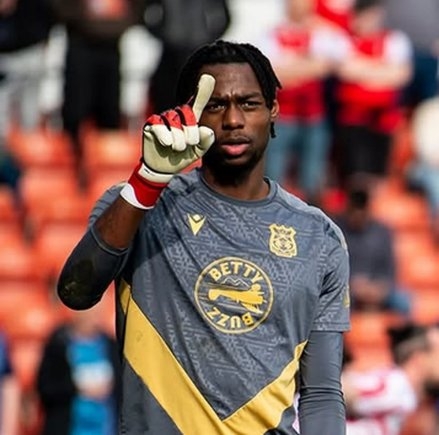 Former Arsenal GK Reveals Why He Switched Allegiance from England to Nigeria