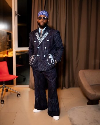 Davido’s 5IVE Alive Tour Look in Guinea: A Style Breakdown You Can’t Miss