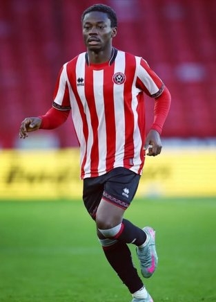 Sheffield United Retain Nigerian-Born Forwards for Upcoming Season