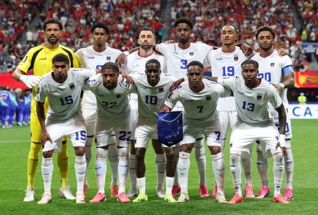 Former Nigeria GK Akpeyi Hails Vozinha’s Historic Man of the Match Performance Against Spain