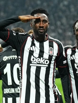 Ndidi Says He 'Doesn't Have the Power' to Recommend Besiktas Players to Portugal Coach