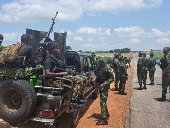 Nigerian Army arrests 46 suspected illegal immigrants in Ogun