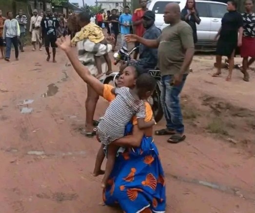 Man Throws Two Children from 3-Story Building in Aba; Victims Hospitalized