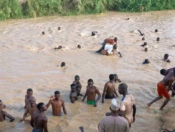 BREAKING: 30 Feared Dead in Jigawa Canoe Capsizing Incident