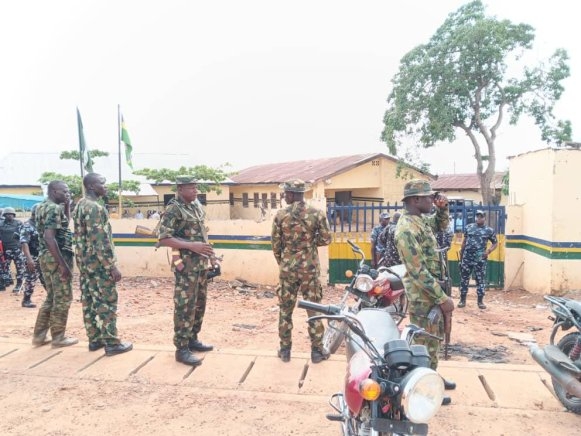 42 Suspected Kidnappers Arrested in Nasarawa Village Raids by Troops and Police