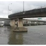 Woman Rescued After Allegedly Jumping Into Lagos Lagoon from Carter Bridge