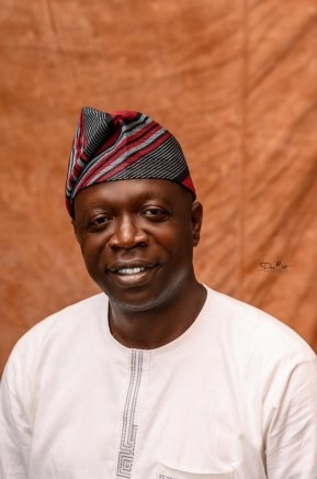 Osun Guber: APC Chieftain Urges Peaceful Elections, Calls for Rejection of Political Violence