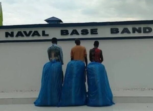 Navy Arrests Three Suspected Drug Traffickers on River Niger