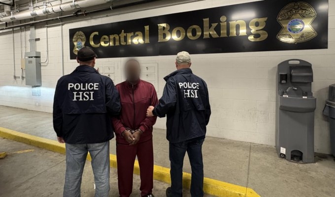 ICE Arrests Nigerian National Olawunmi Johnson for Illegal Voting and False U.S. Citizenship Claim