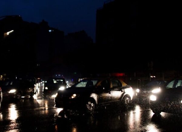 Abuja residents lament prolonged blackout, landlords plan protest